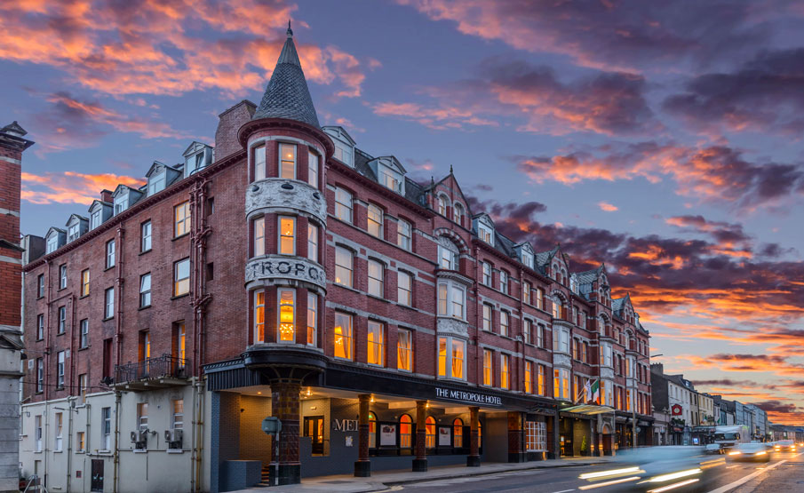 Capolavori in movimento: Le mostre d'arte da non perdere in Europa quest'estate 8 The Metrolope Hotel Cork Irlanda