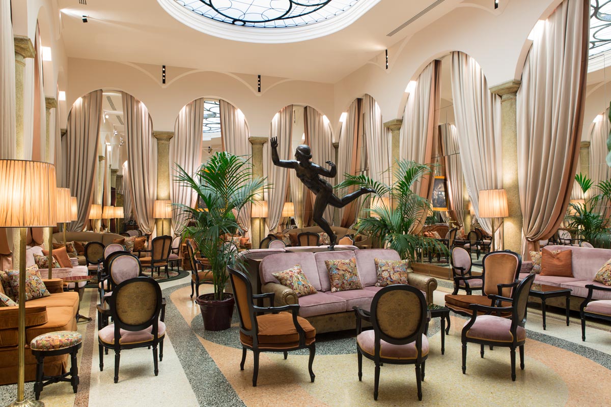 italy-grand-hotel-et-de-milan-bar-caruso