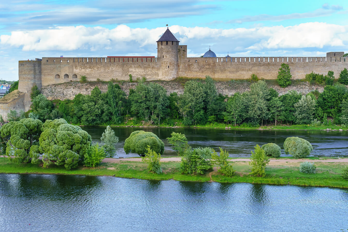 # Narva Fortress