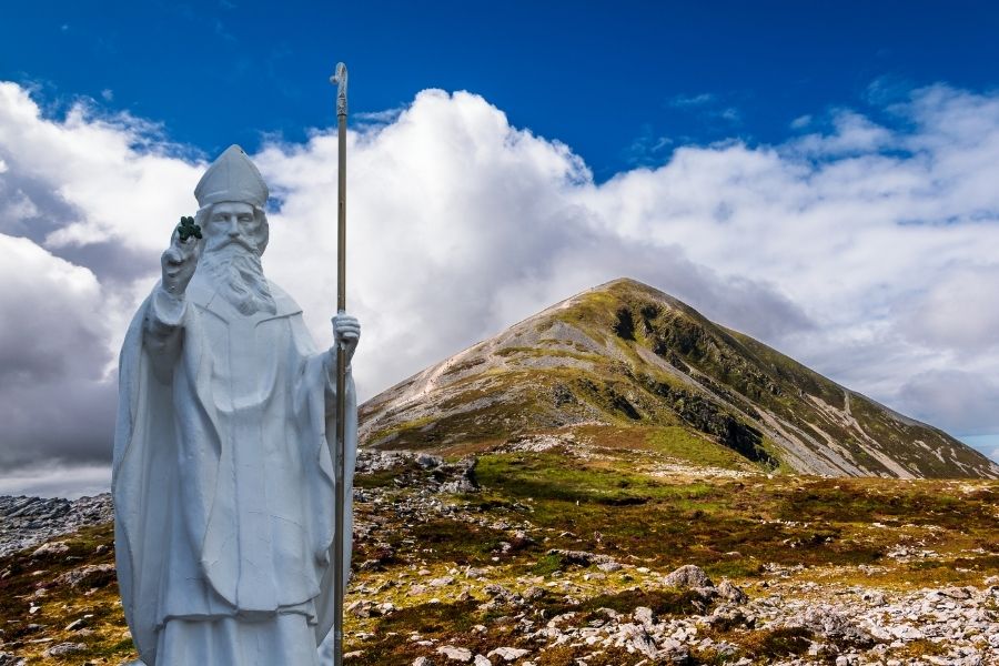 Irlanda sagrada: Un itinerario por lugares religiosos para los amantes del patrimonio 8 Croagh Patrick