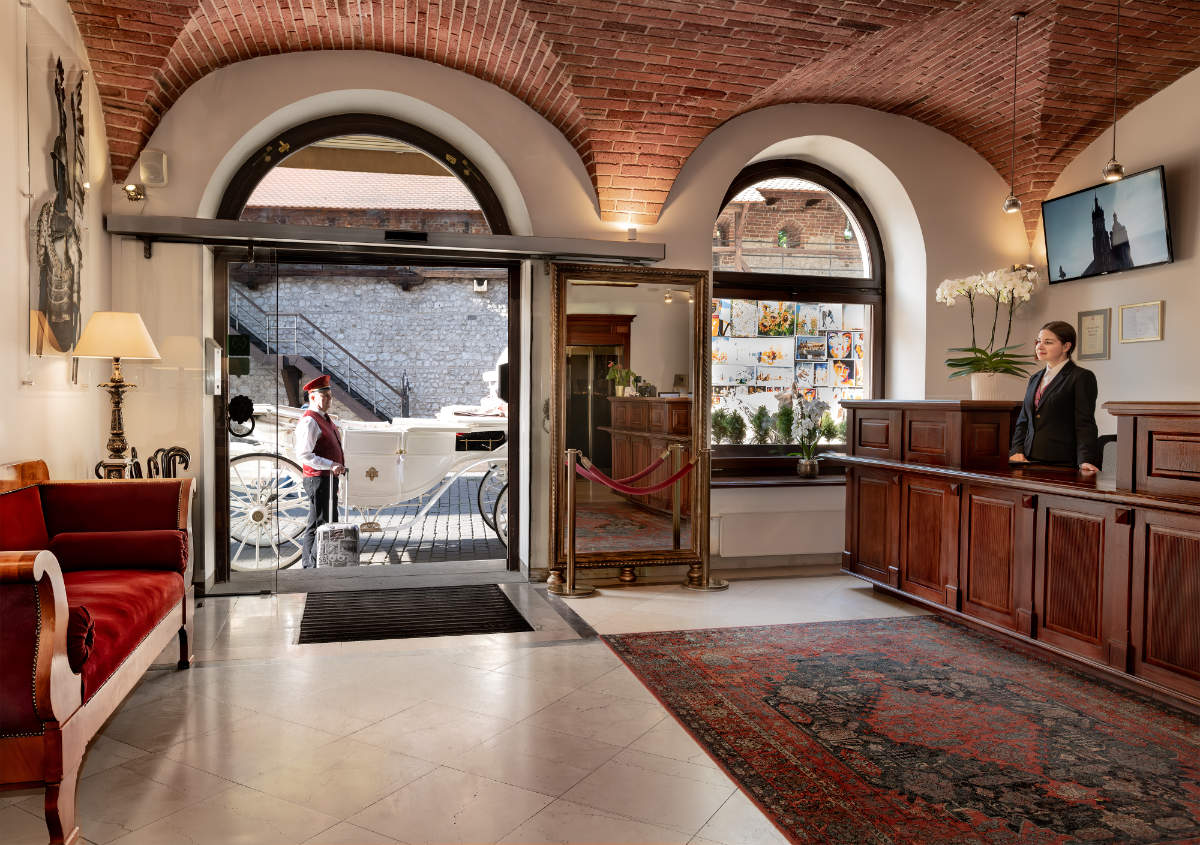 La hall dell'Hotel Polski a Cracovia, Polonia